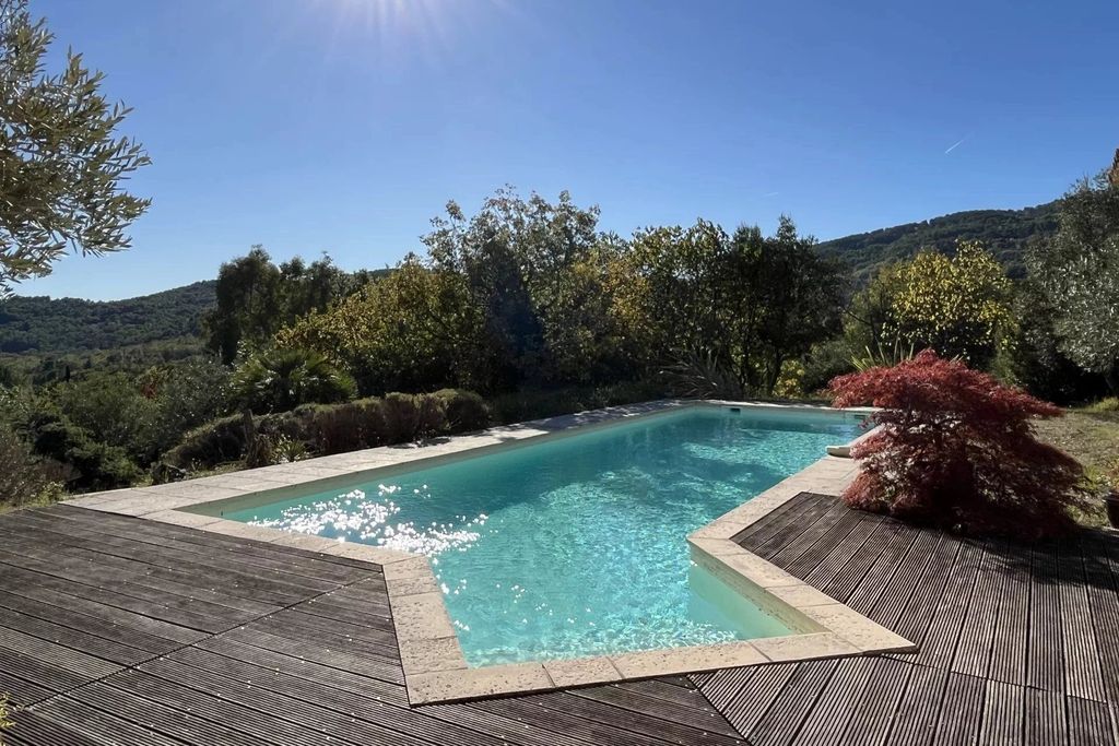 Property photo 3 of 26