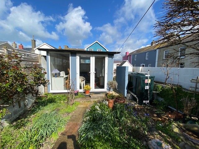 Property photo 3 of 27