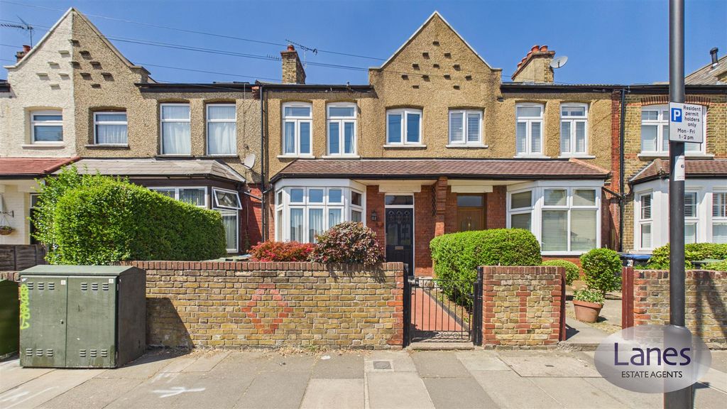 Property photo 1 of 15 Cam04248G0-Pr0161-Still015.Jpg