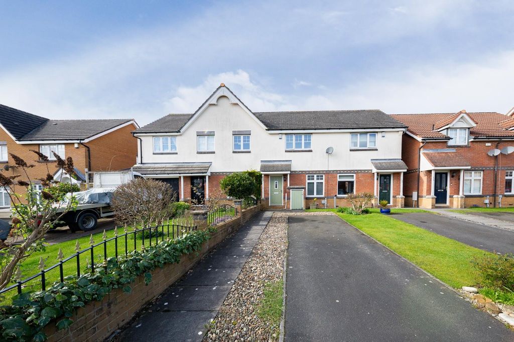 Property photo 1 of 13 Exterior