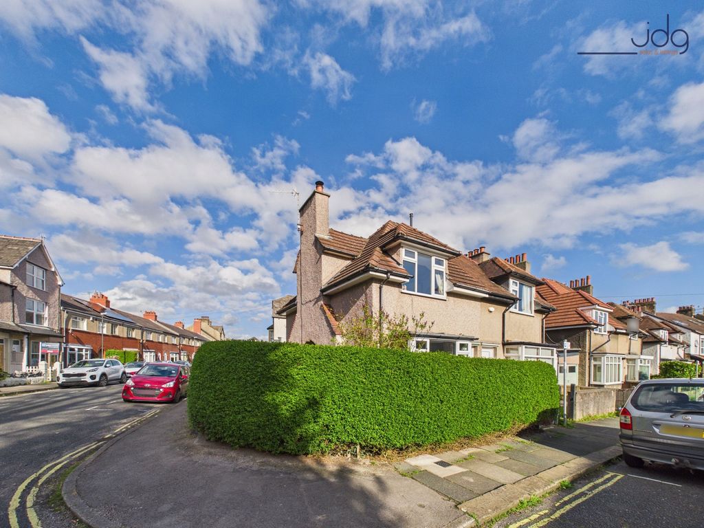 Property photo 1 of 17 Welcome To Wingate Saul Road!