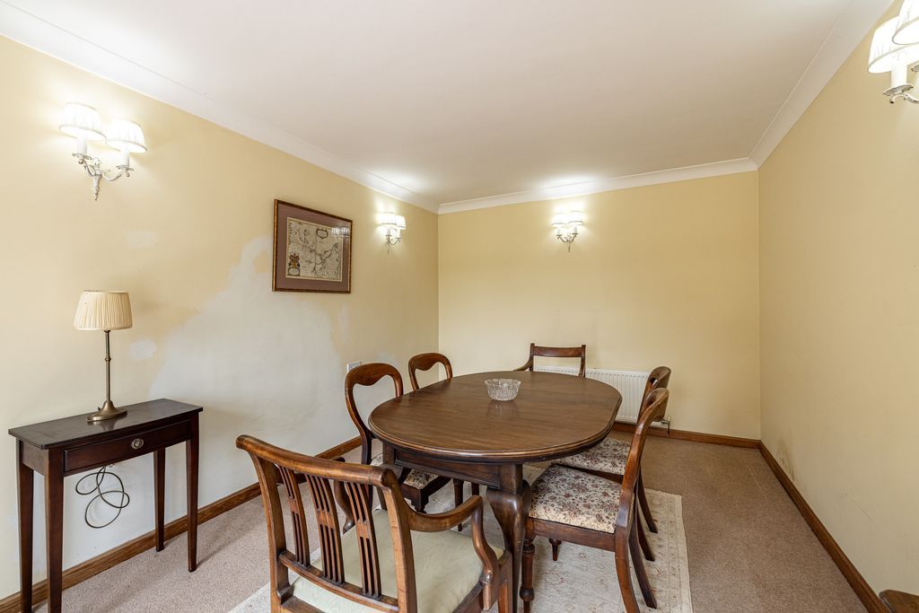 Property photo 3 of 39 Dining Room