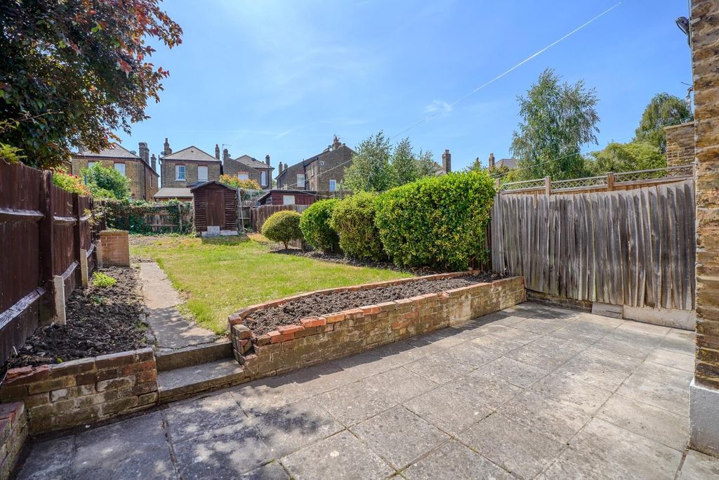 Property photo 2 of 18 Dsc04735-Hdr.Jpg