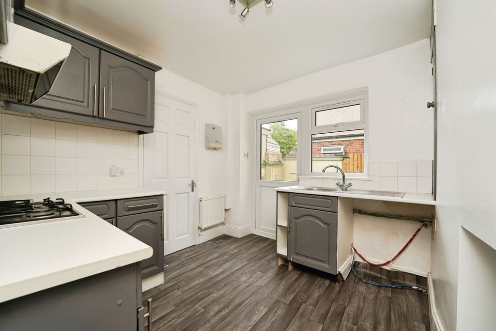 Property photo 3 of 17 Pbox-Img.Jpg