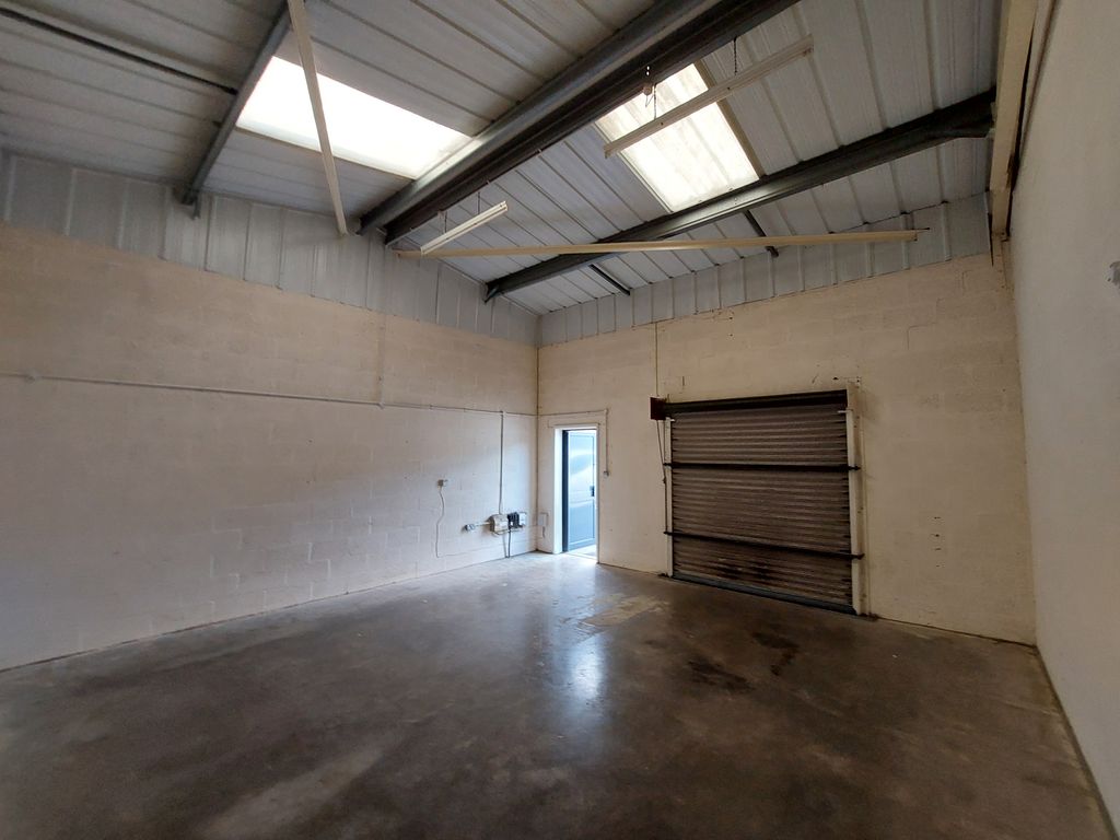 Property photo 2 of 4