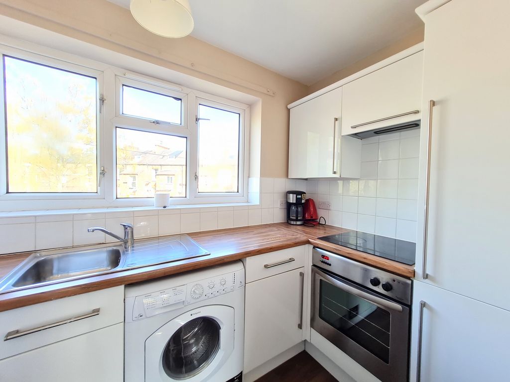 Property photo 3 of 7