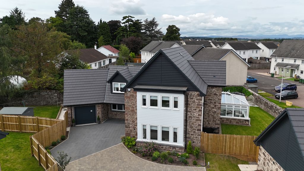 Property photo 1 of 29 Dji_Fly_20250822_121646_0047_1755861632886_Photo