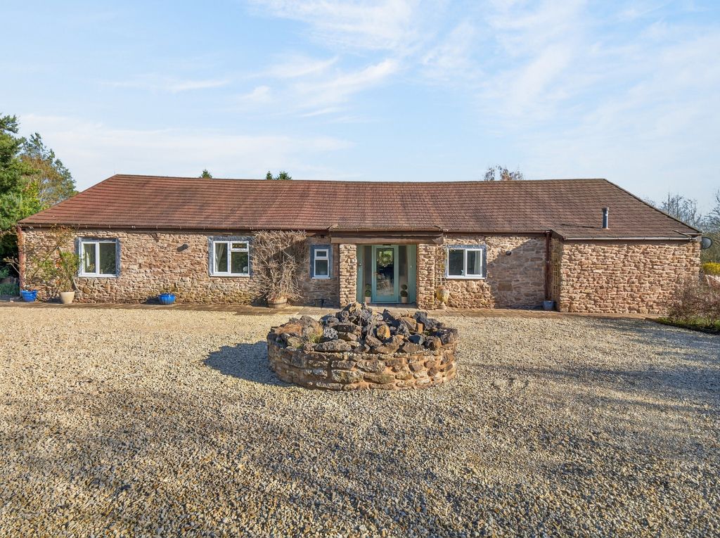 Property photo 1 of 29