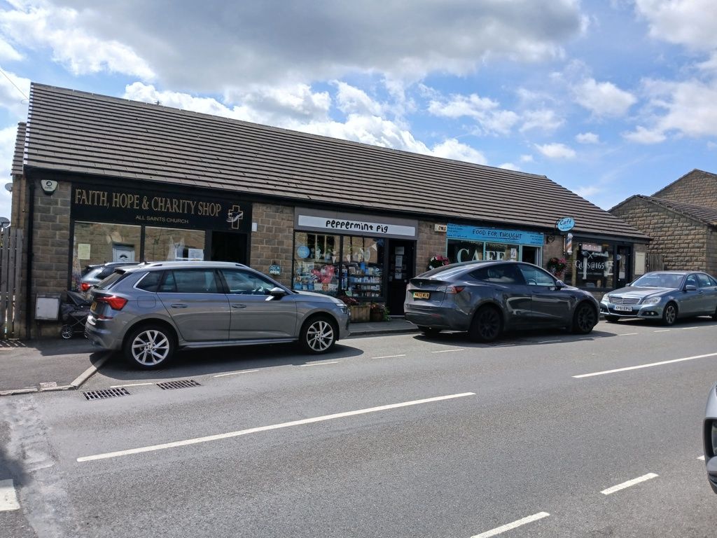 Property photo 2 of 7 Photo 2