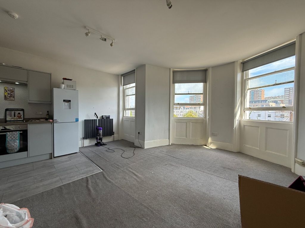 Property photo 2 of 11 Picture No. 09