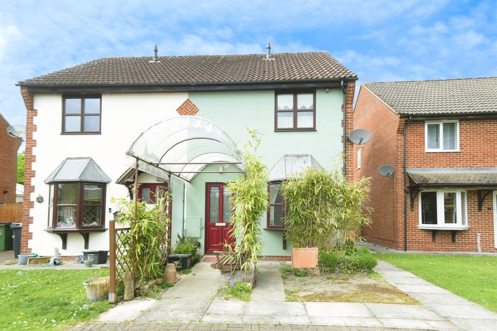 Property photo 1 of 17