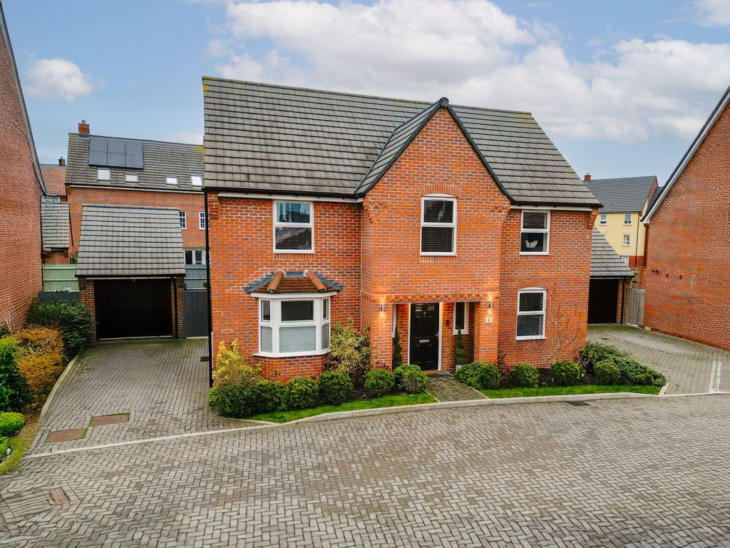 Property photo 1 of 28