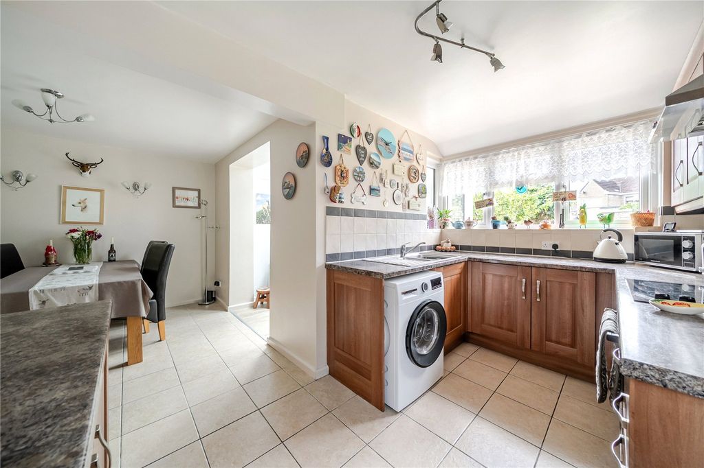 Property photo 3 of 17 Picture No. 06