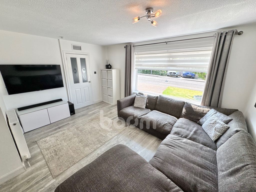 Property photo 2 of 24 Morrishill Drive, Beith Lounge Shot