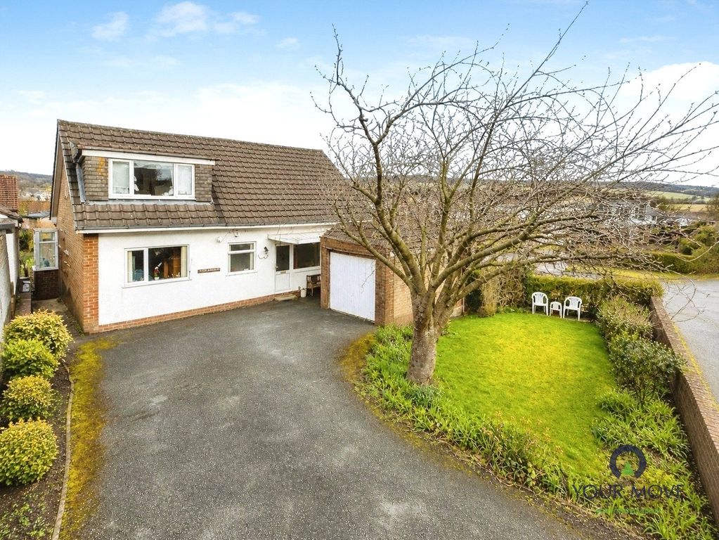 Property photo 1 of 3 Picture No. 09