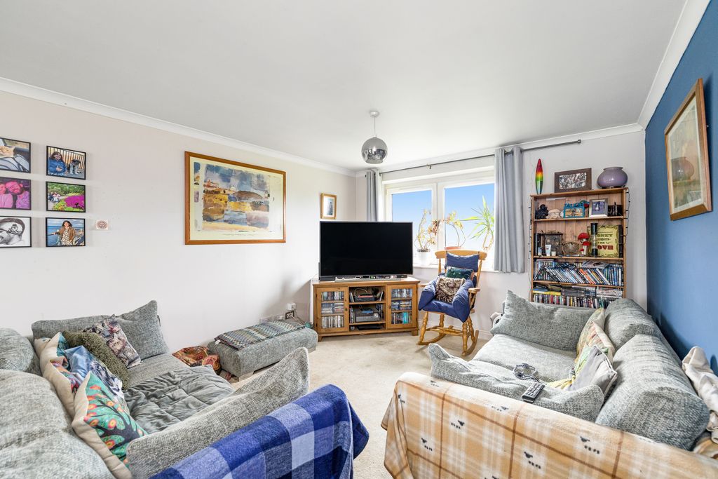 Property photo 3 of 16 Property Image 3