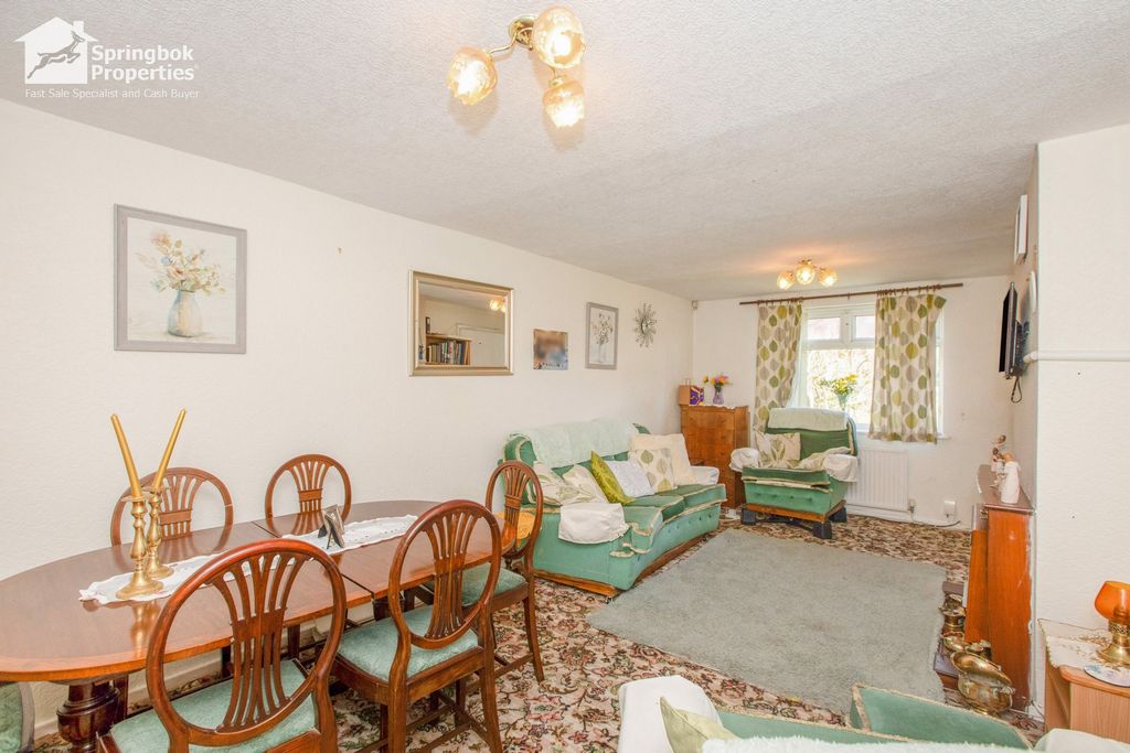 Property photo 2 of 11 Image 2