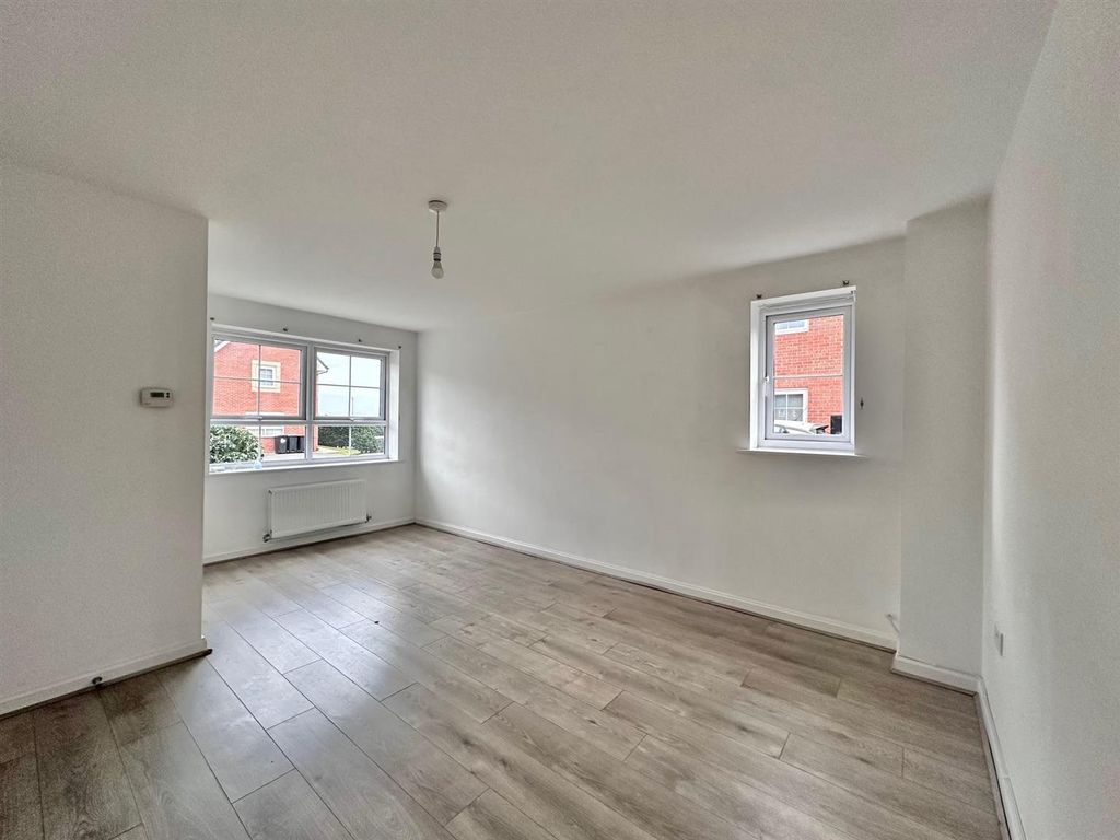 Property photo 2 of 18 Unnamed (1).Jpg