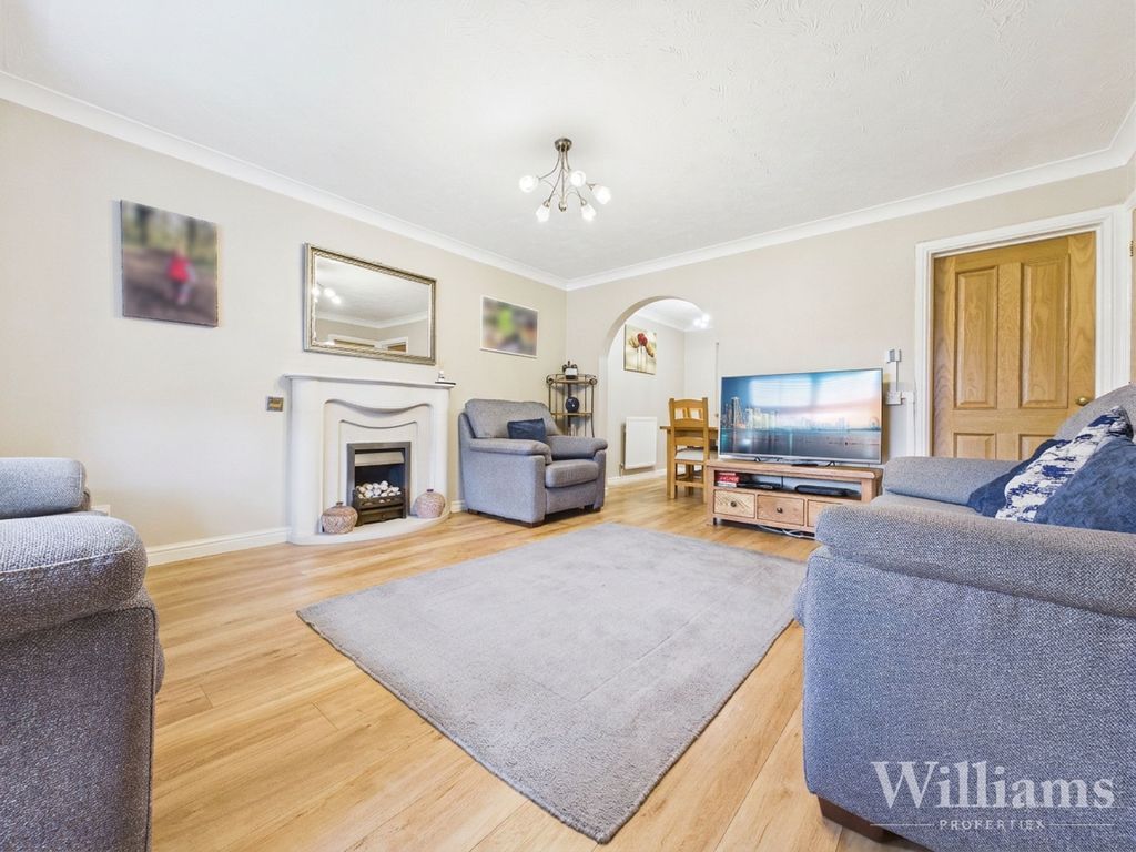 Property photo 2 of 19