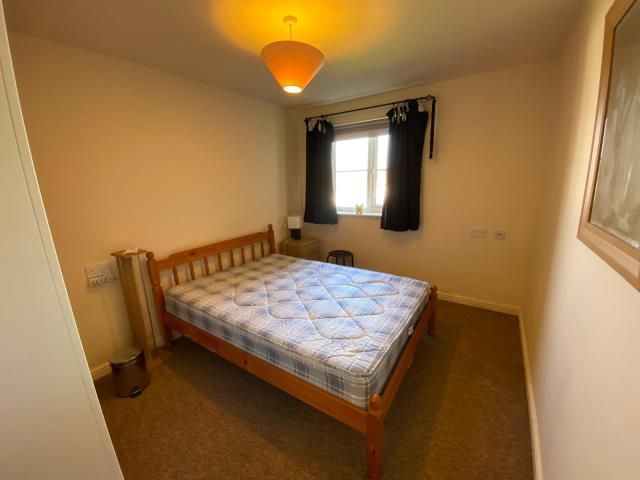 Property photo 2 of 9 Ensuite