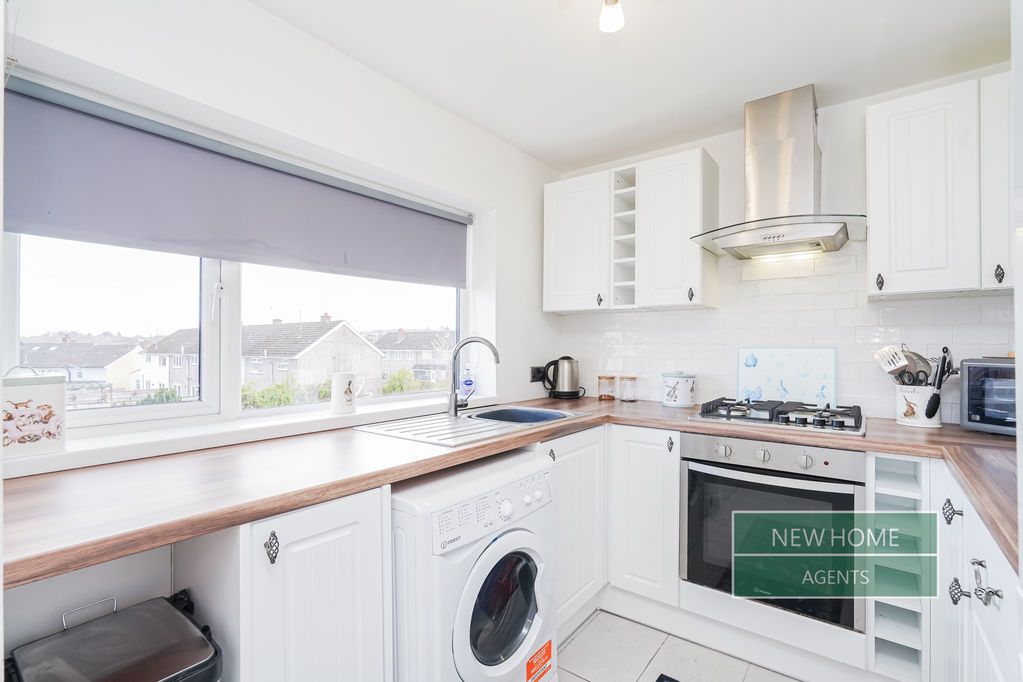 Property photo 3 of 16 Photo 4