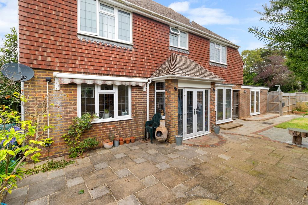 Property photo 1 of 26