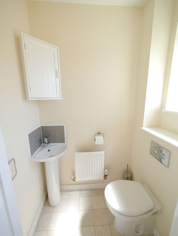 Property photo 2 of 21
