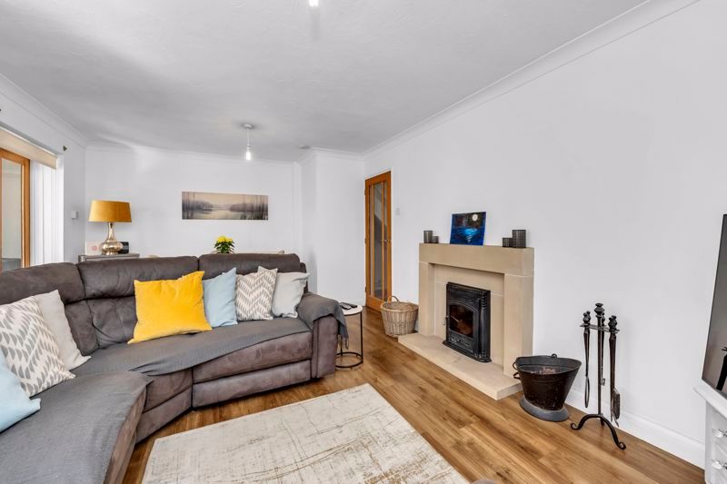 Property photo 2 of 16 Sitting Room