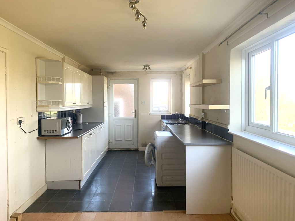 Property photo 3 of 7 Img_5054