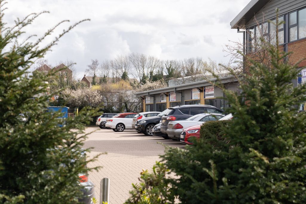 Property photo 3 of 7