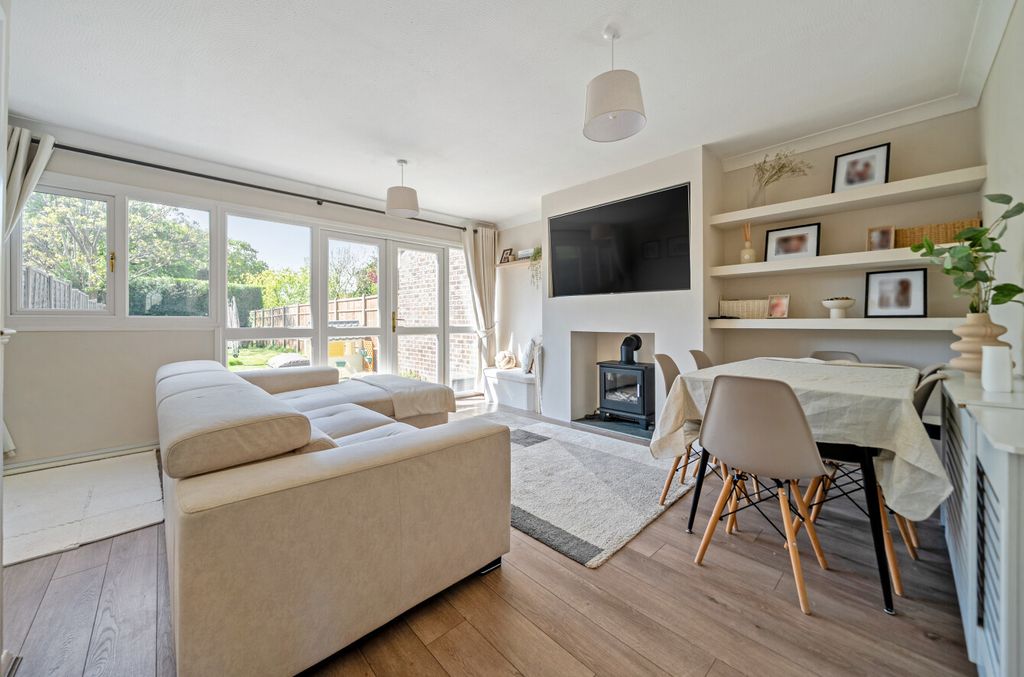 Property photo 2 of 13 1449224-7-69E8A7d...