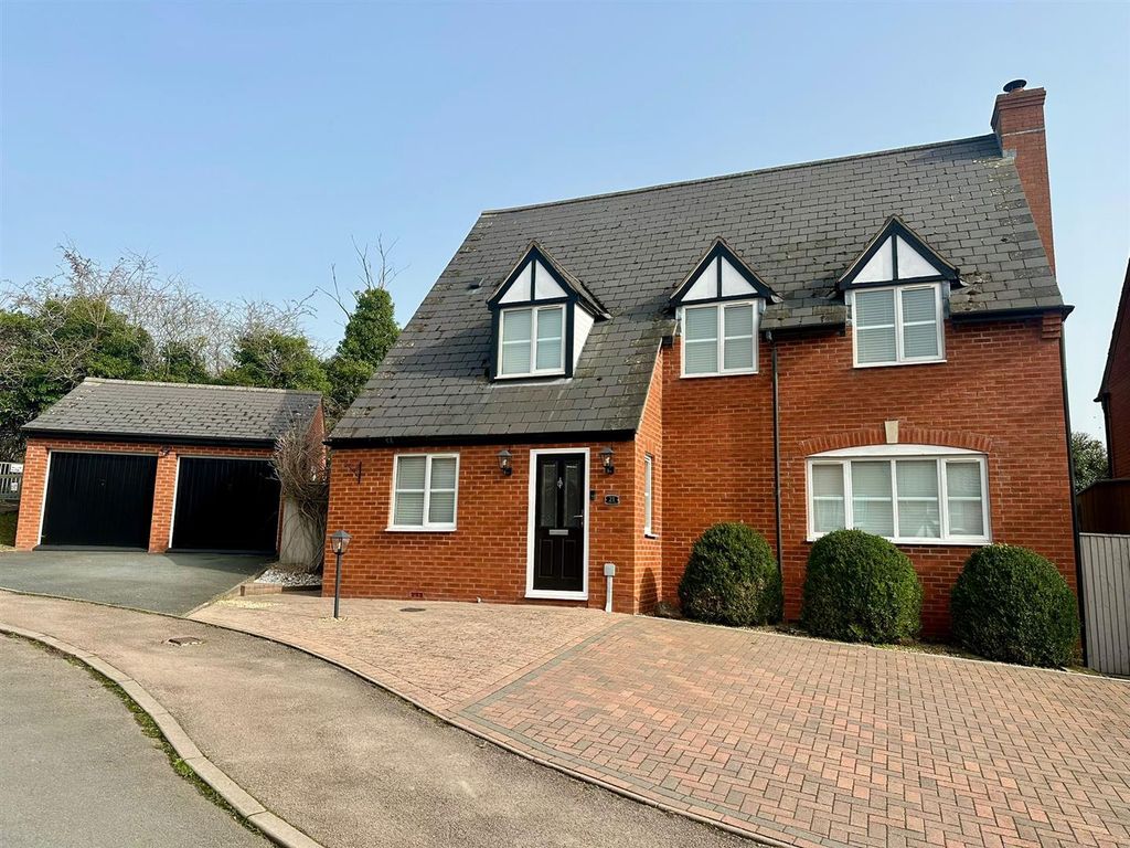 Property photo 1 of 17