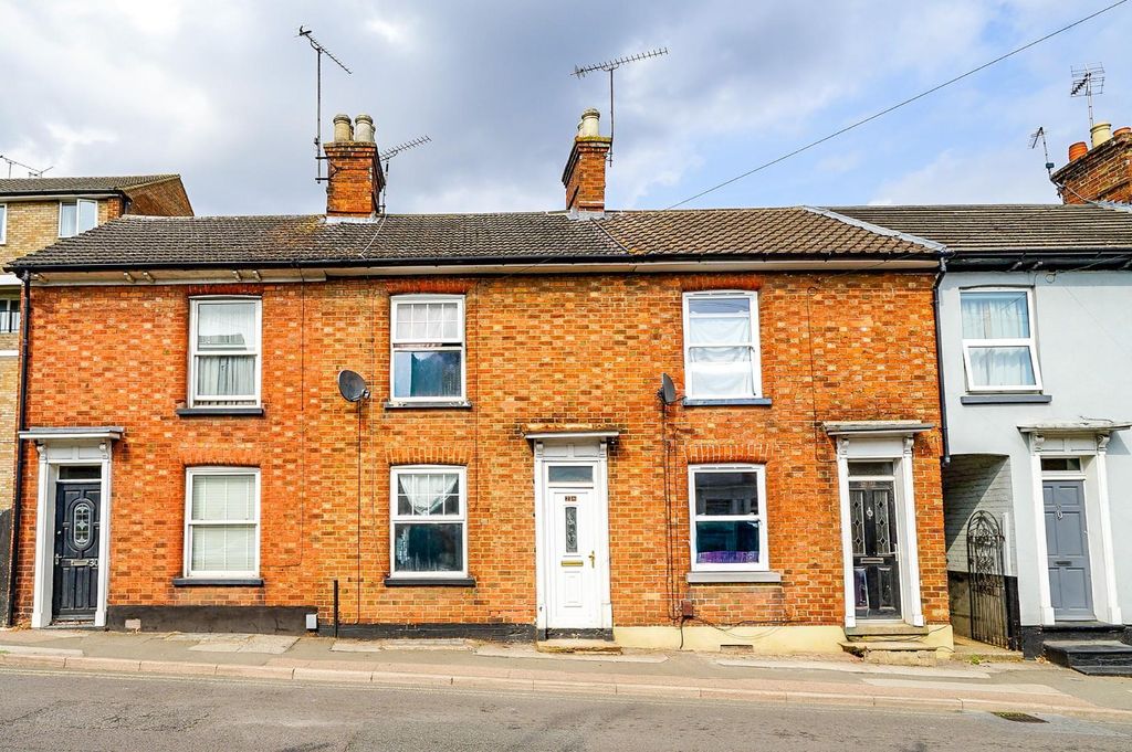 Property photo 1 of 17