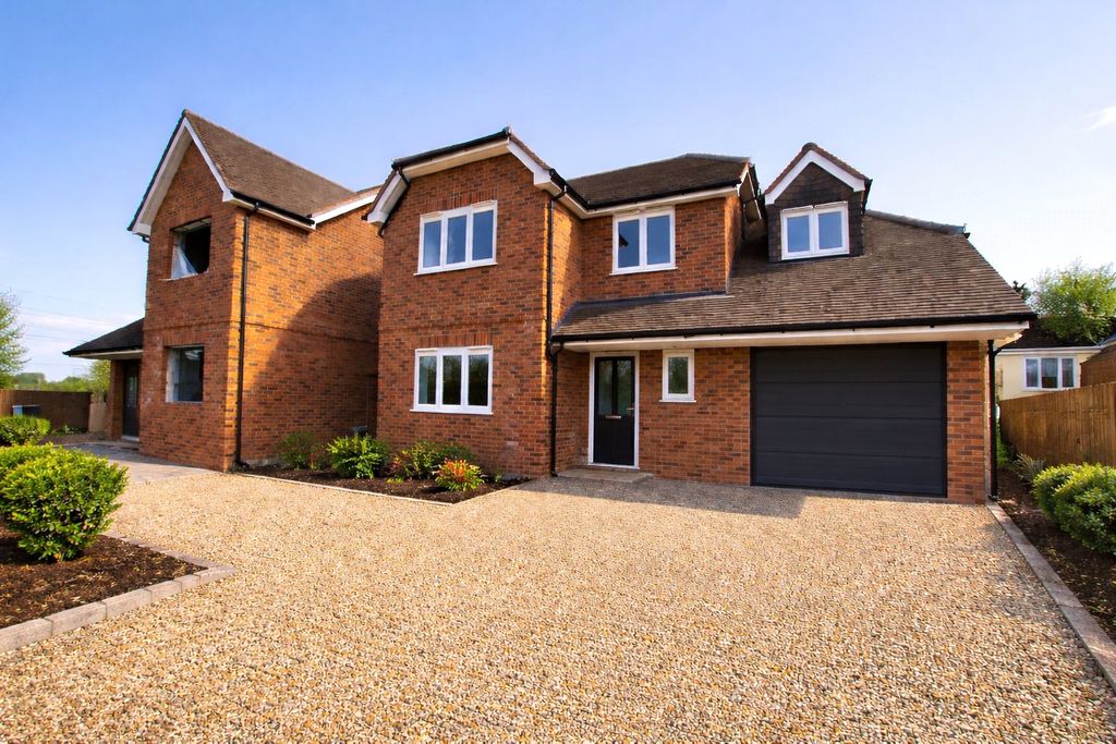 Property photo 1 of 11 Picture No. 26