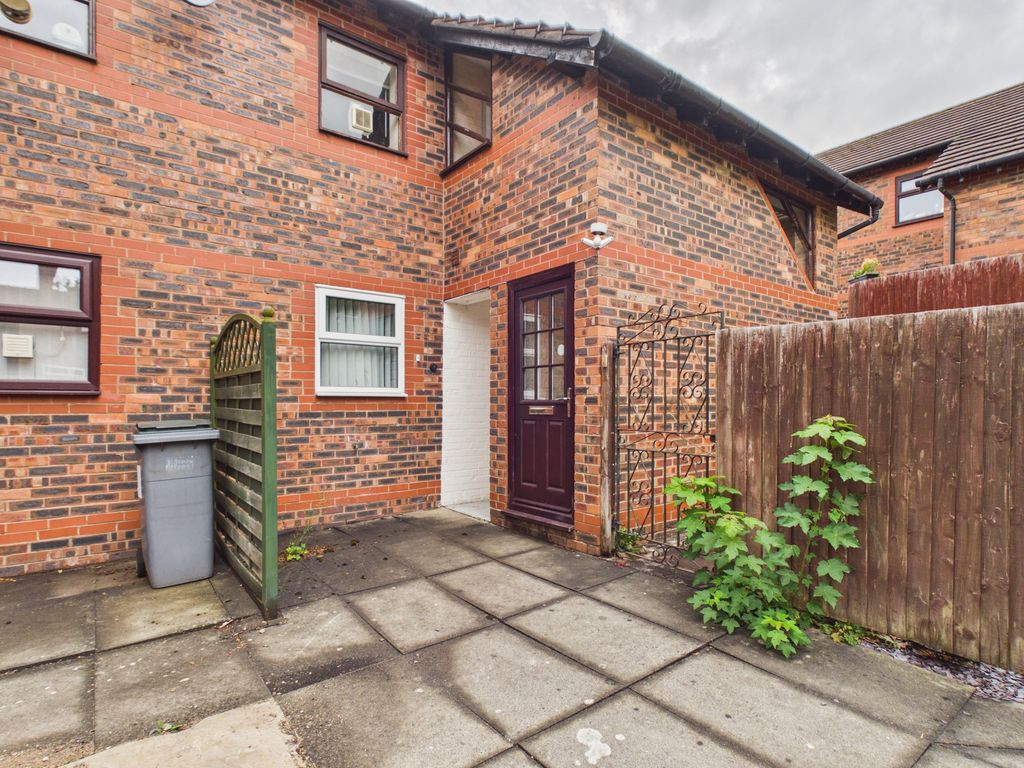 Property photo 1 of 5
