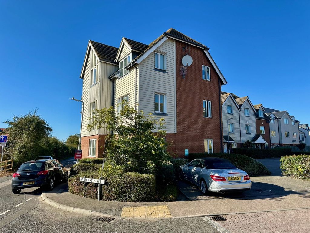 Property photo 2 of 11