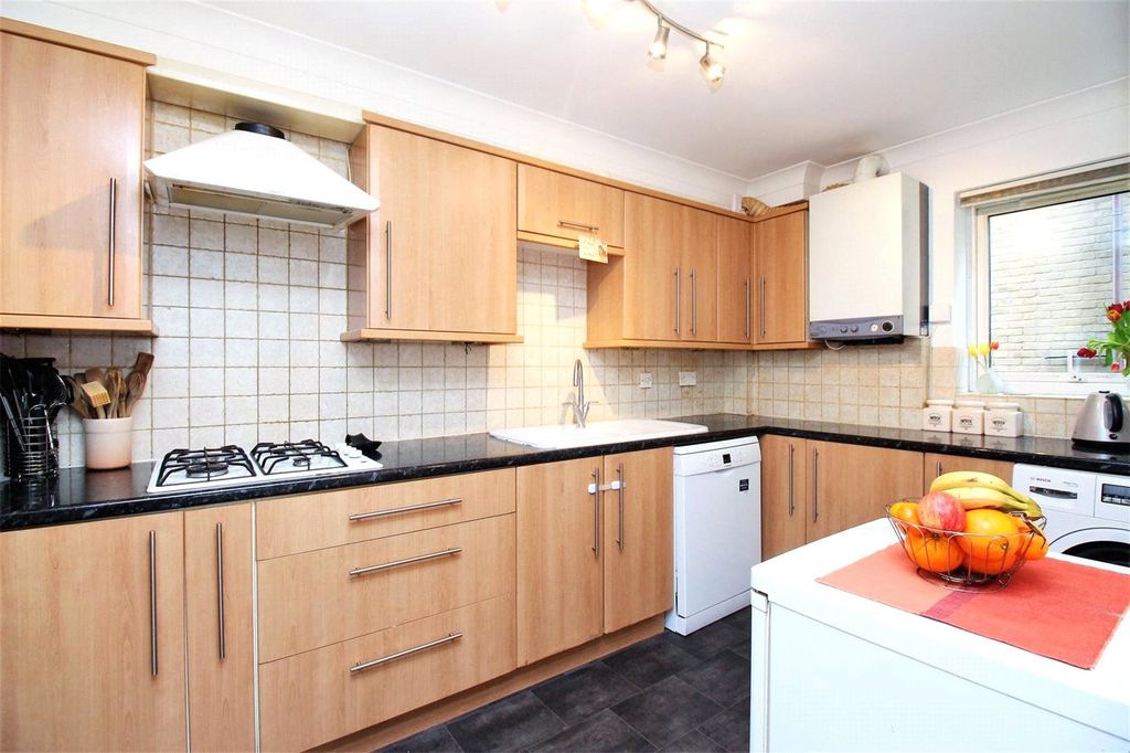 Property photo 3 of 13 Kitchen