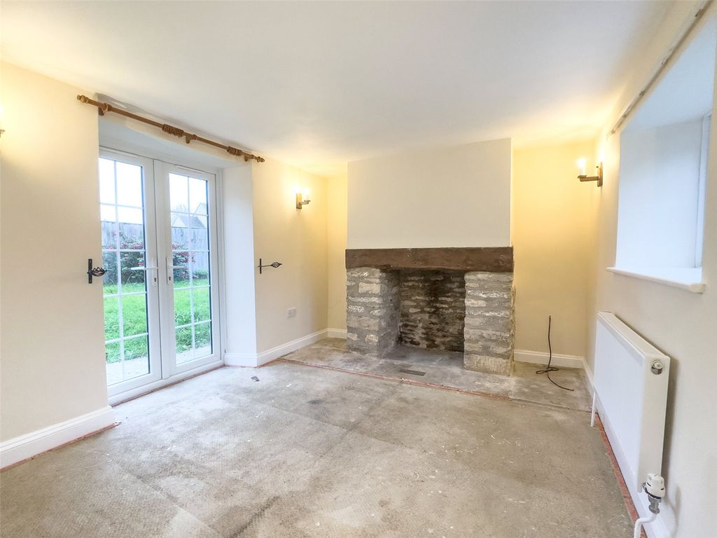 Property photo 3 of 23 Reception Room