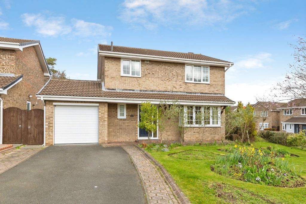 Property photo 1 of 19 Pbox-Img.Jpg