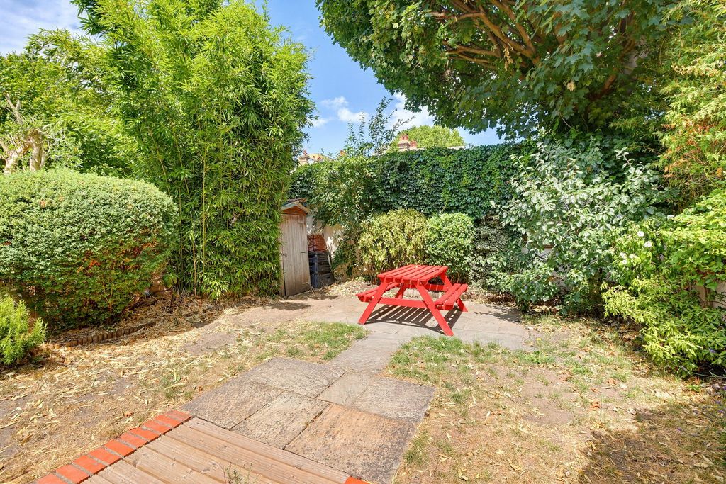 Property photo 3 of 22