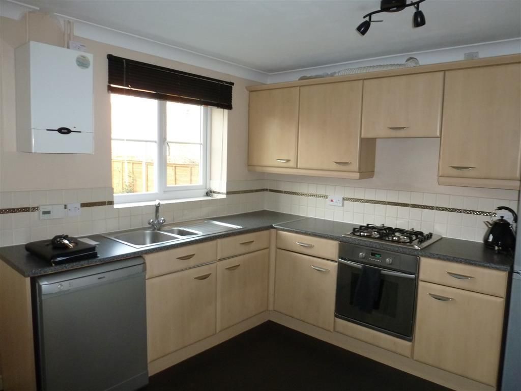 Property photo 3 of 5 Kitchen
