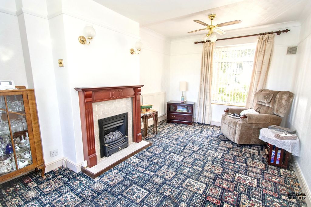 Property photo 3 of 15