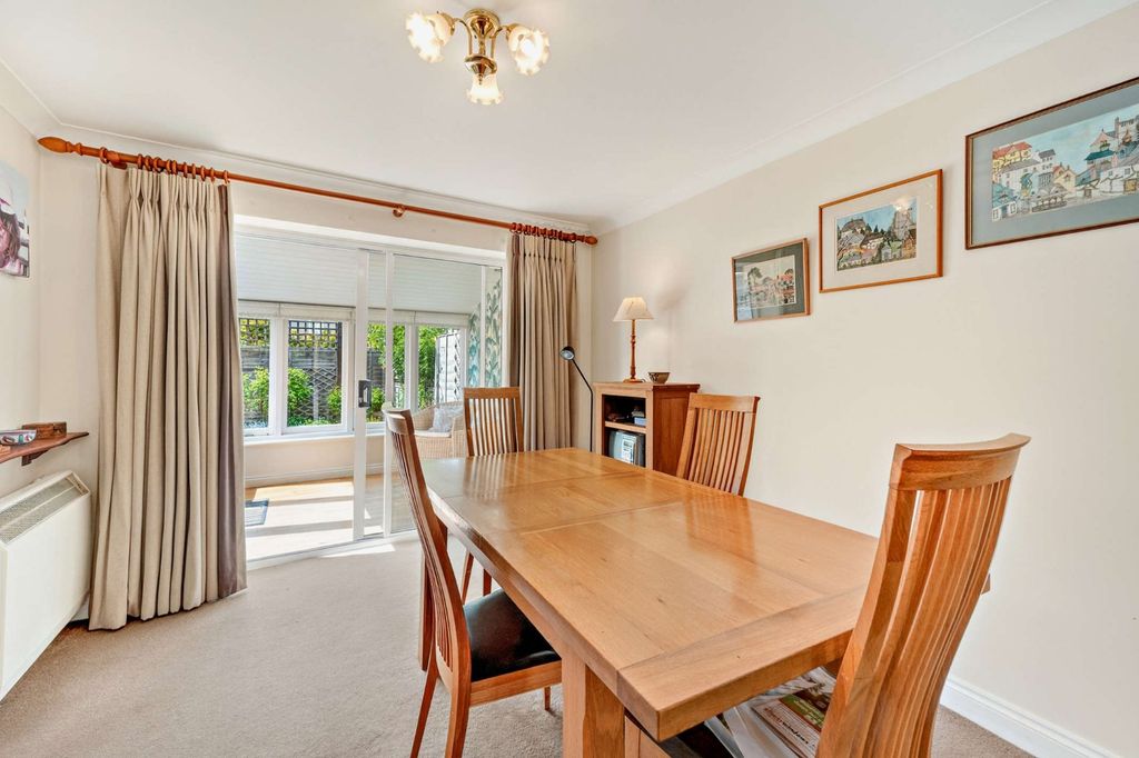 Property photo 3 of 14 Picture No. 05