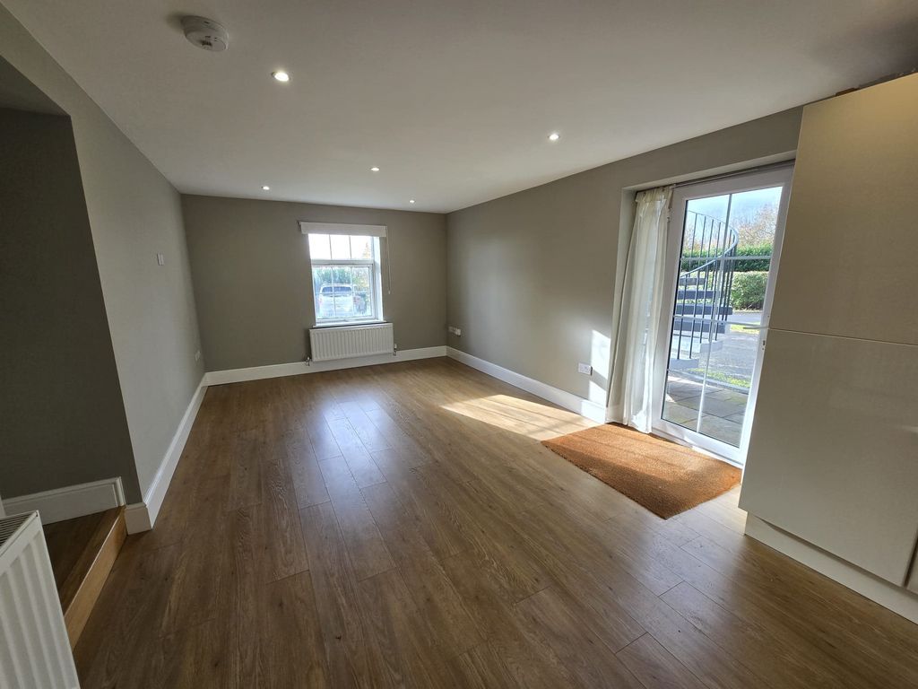 Property photo 3 of 6 Whatsapp Image 2025-12-01 At 14