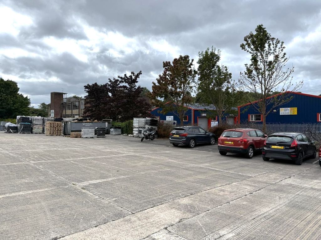 Property photo 1 of 6