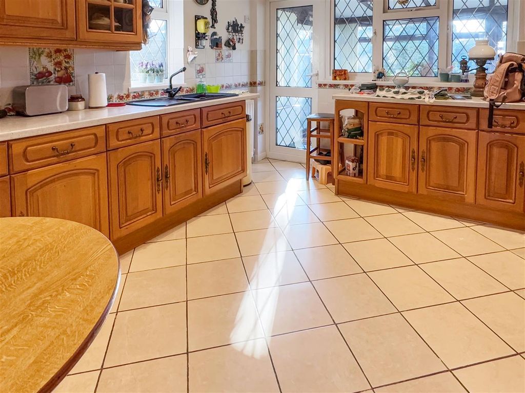 Property photo 3 of 15 Img_2103.Jpg