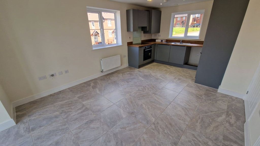 Property photo 2 of 10 Picture No. 15