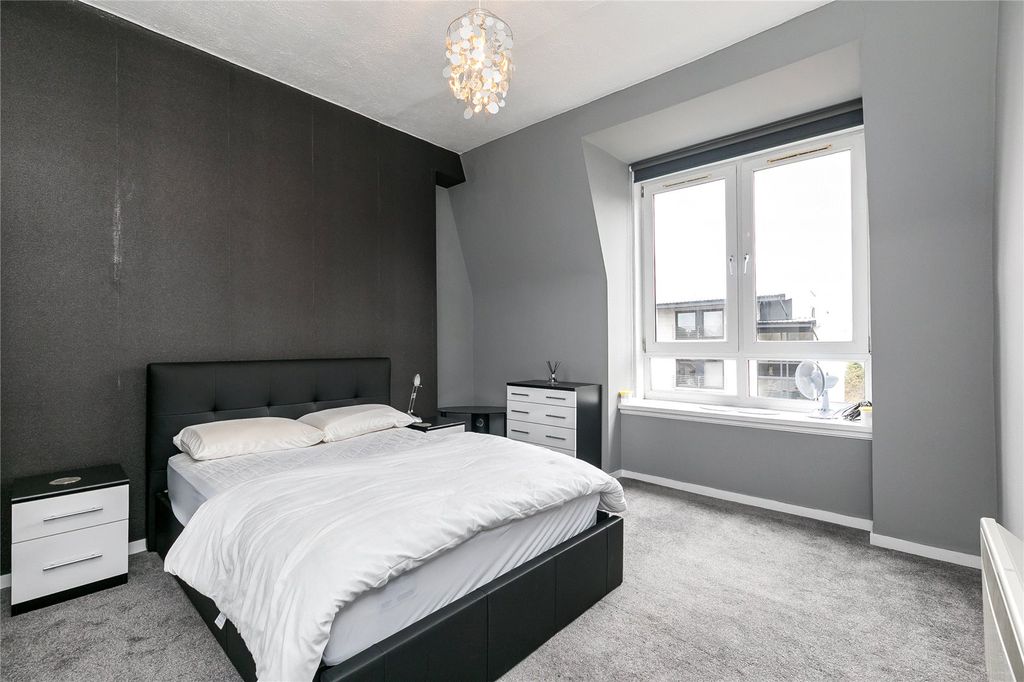 Property photo 3 of 6 Photo 3