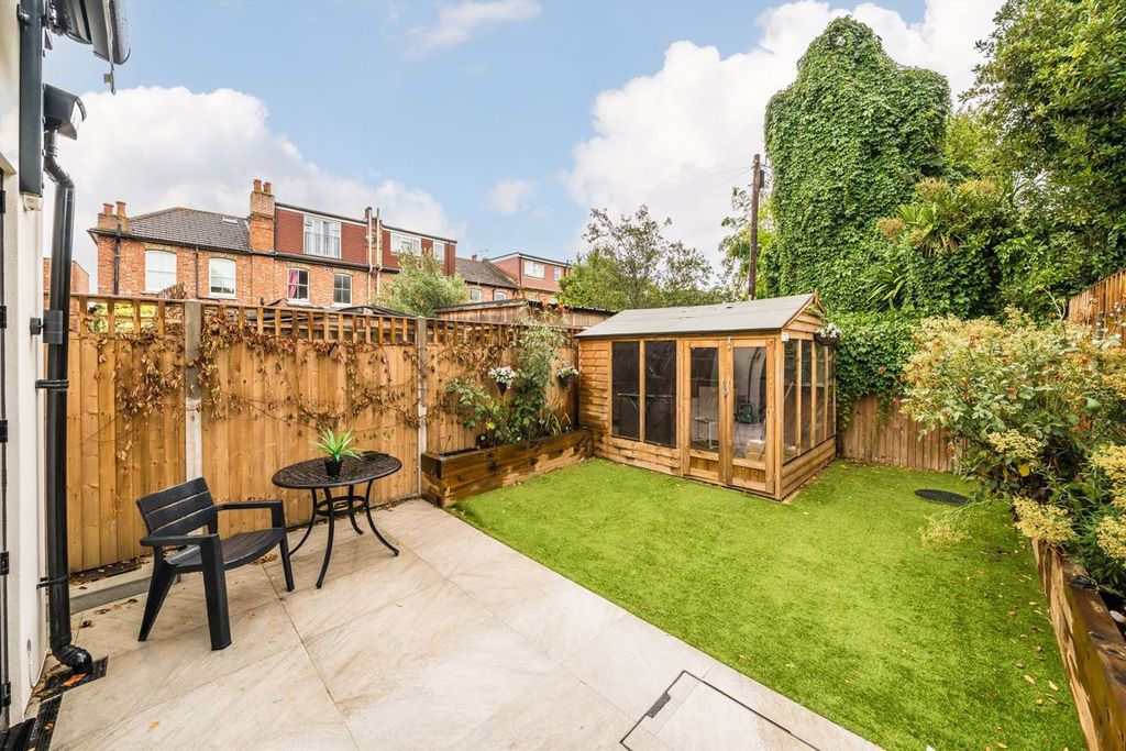 Property photo 1 of 7