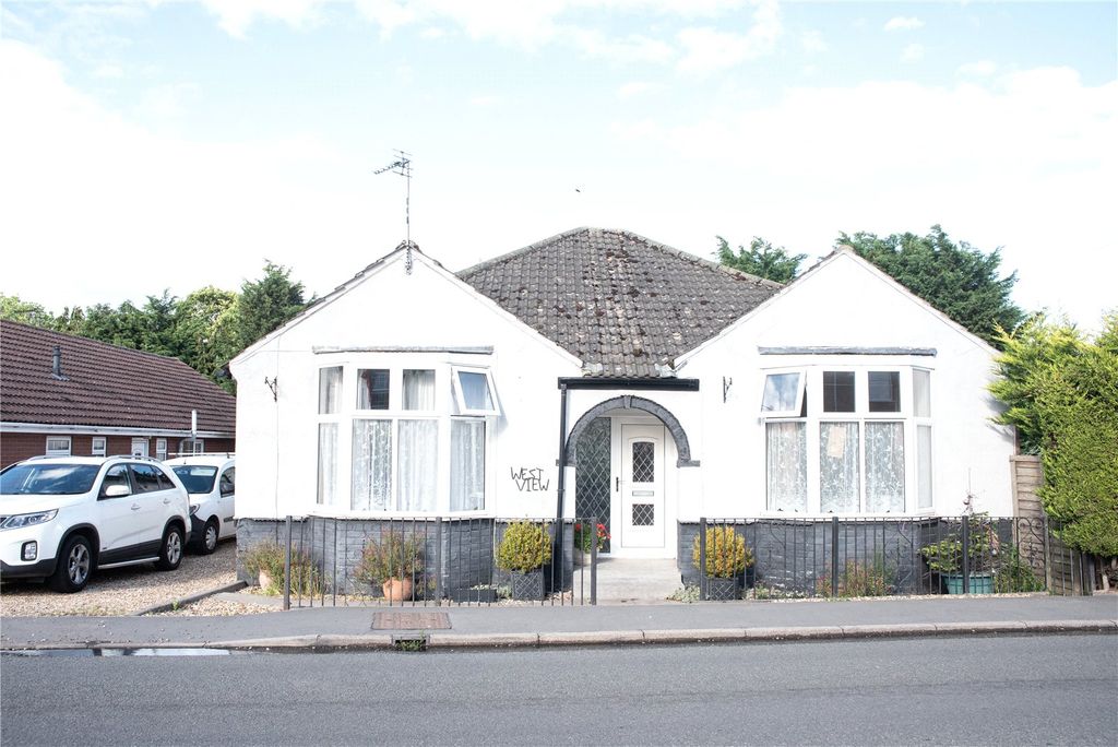 Property photo 1 of 36 1